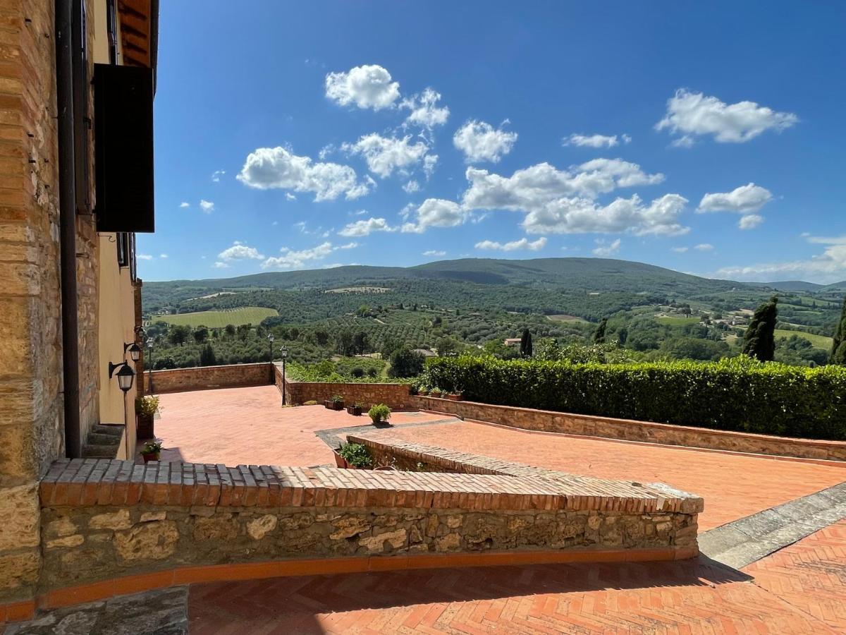 Agriturismo Castello Di Montauto Сан-Джиминьяно Экстерьер фото