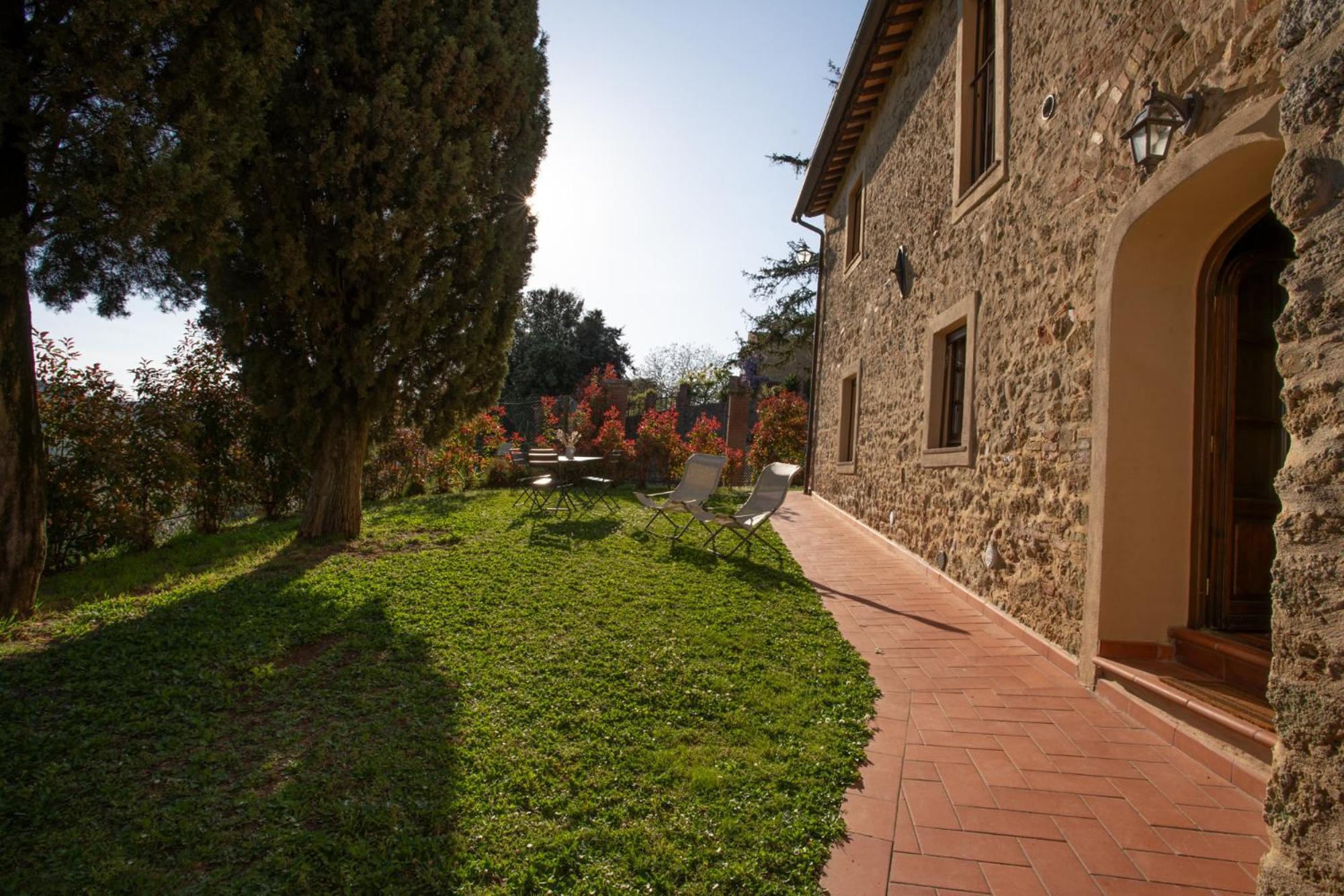 Agriturismo Castello Di Montauto Сан-Джиминьяно Экстерьер фото